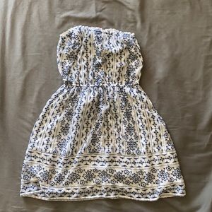 Bandeau embroidered dress